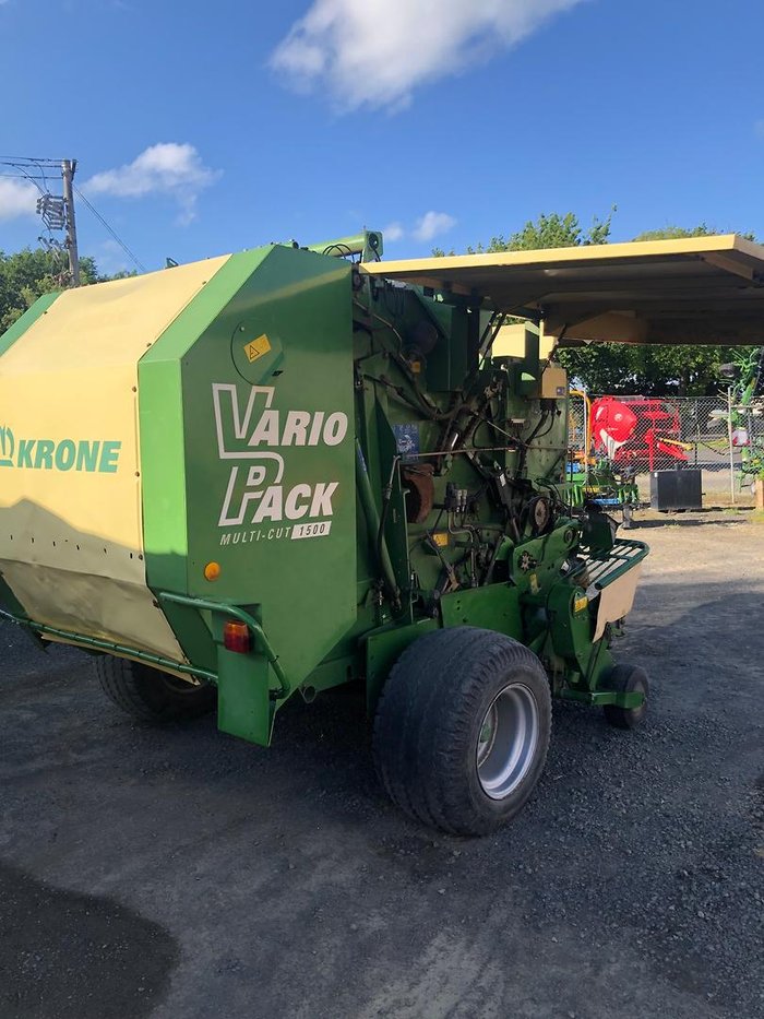 0 Krone Vario Pack 1500 Round Baler