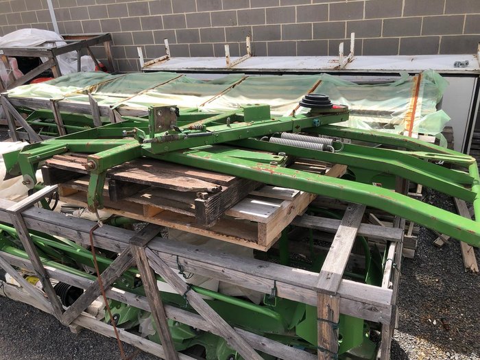 0 Krone Vario Pack 1500 Round Baler