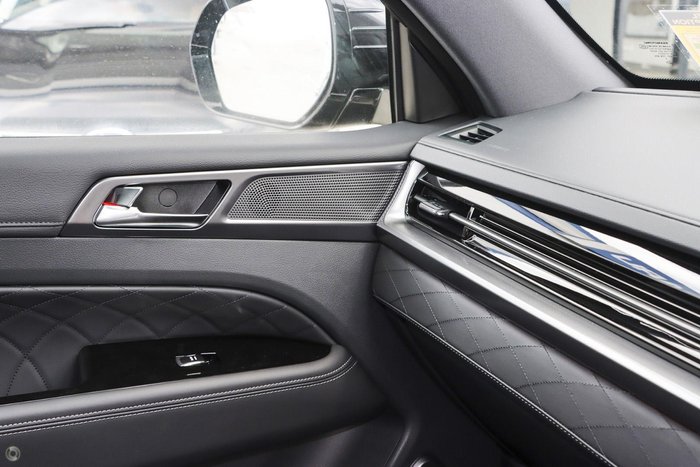 2023 SsangYong Rexton Ultimate Y461 MY24 4X4 Dual Range Space Black