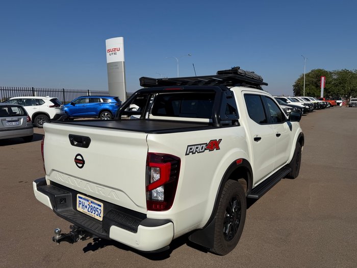 2022 Nissan NAVARA WHITE PEARL