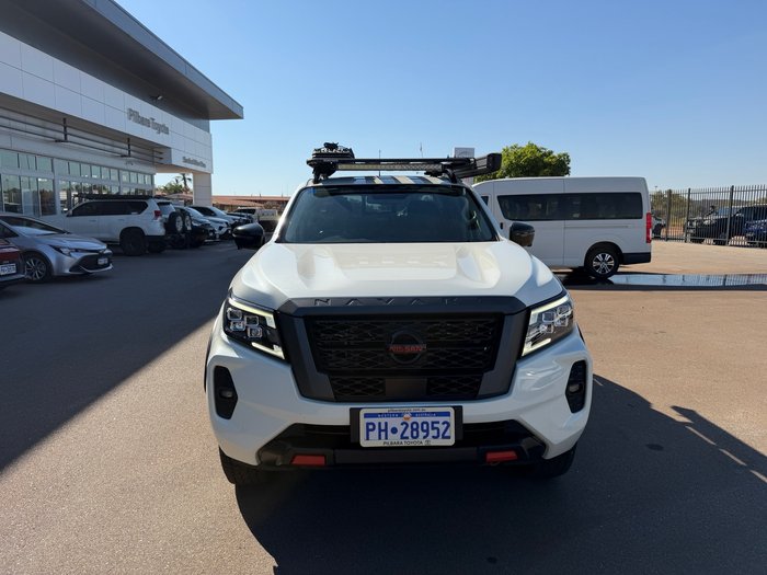 2022 Nissan NAVARA WHITE PEARL