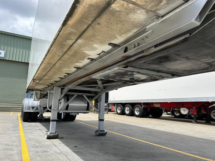 2015 Schmitz St3 Lead A 12 Pallet Freezer Double Stacker 