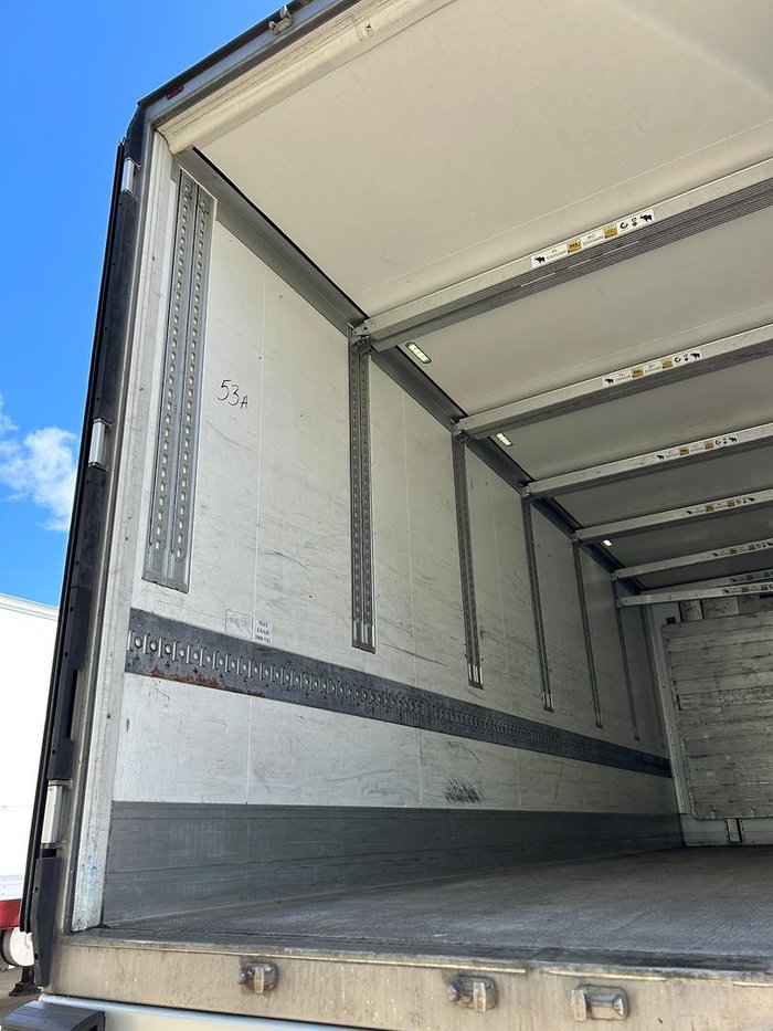 2015 Schmitz St3 Lead A 12 Pallet Freezer Double Stacker