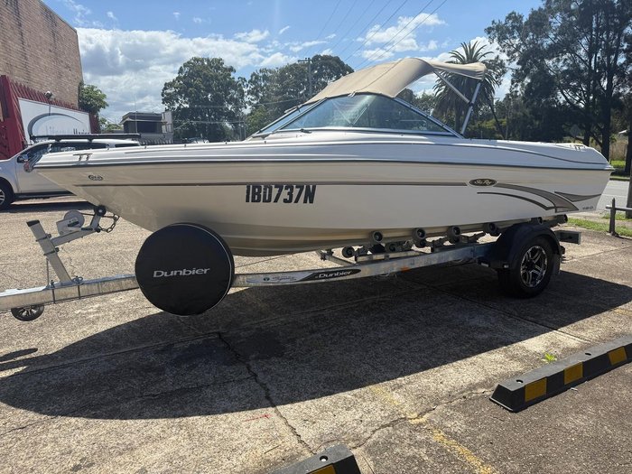 2004 Sea Ray 180 Bowrider