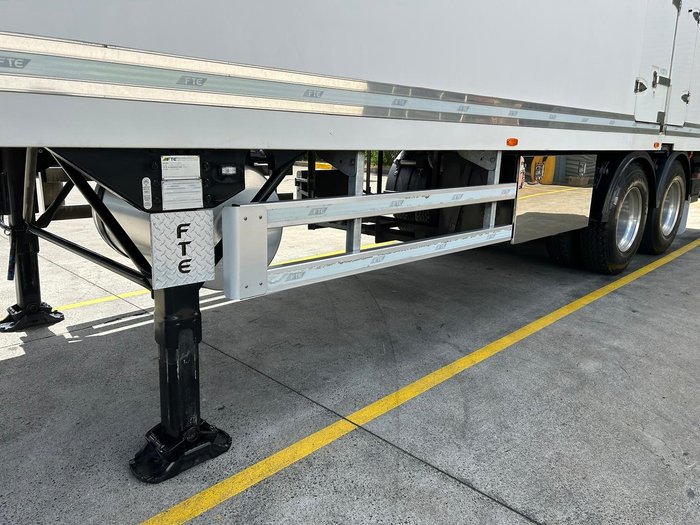 2017 FTE 16 Pallet, Tri Zone, Tail Gate