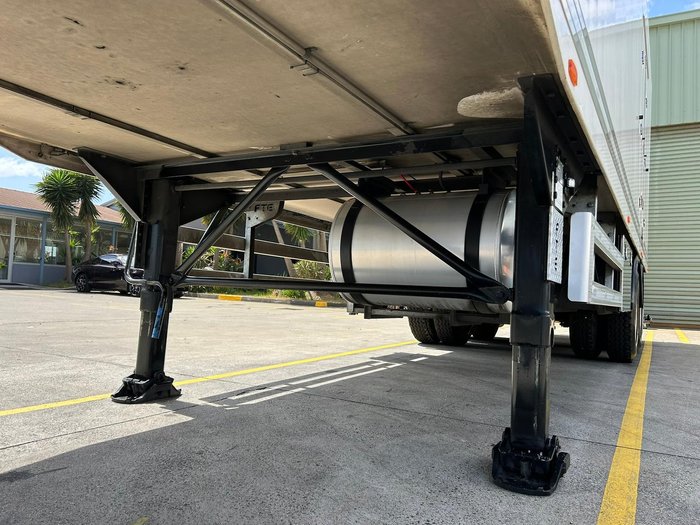 2017 FTE 16 Pallet, Tri Zone, Tail Gate