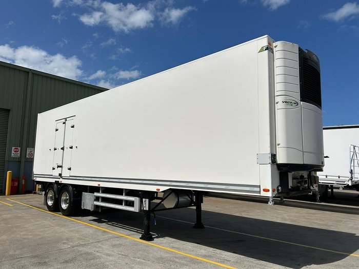 2017 FTE 16 Pallet, Tri Zone, Tail Gate