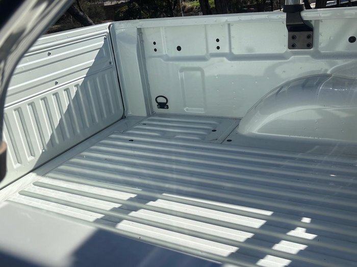 2024 Nissan Navara ST D23 MY24 4X4 Dual Range White Pearl