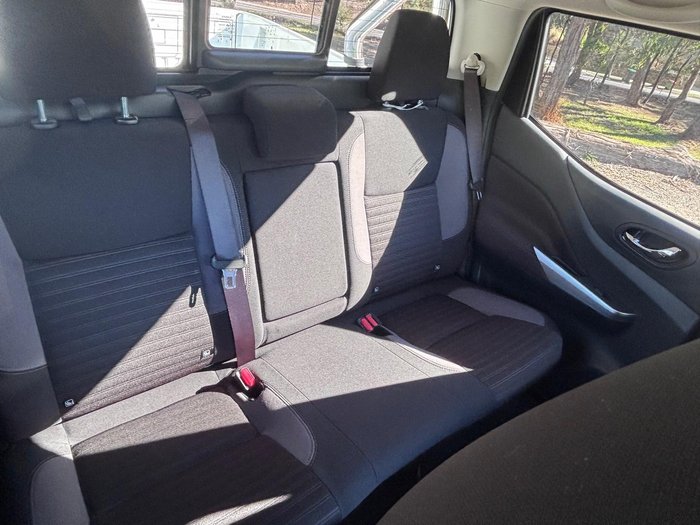 2024 Nissan Navara ST D23 MY24 4X4 Dual Range White Pearl