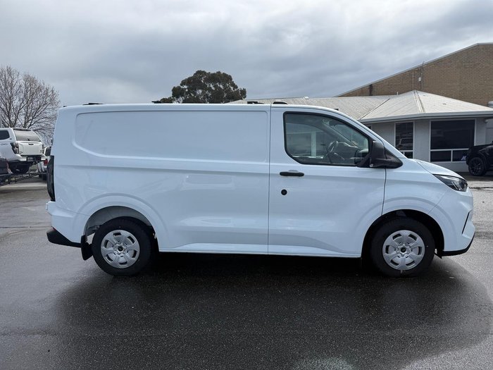 2024 Ford Transit Custom Trend SWB