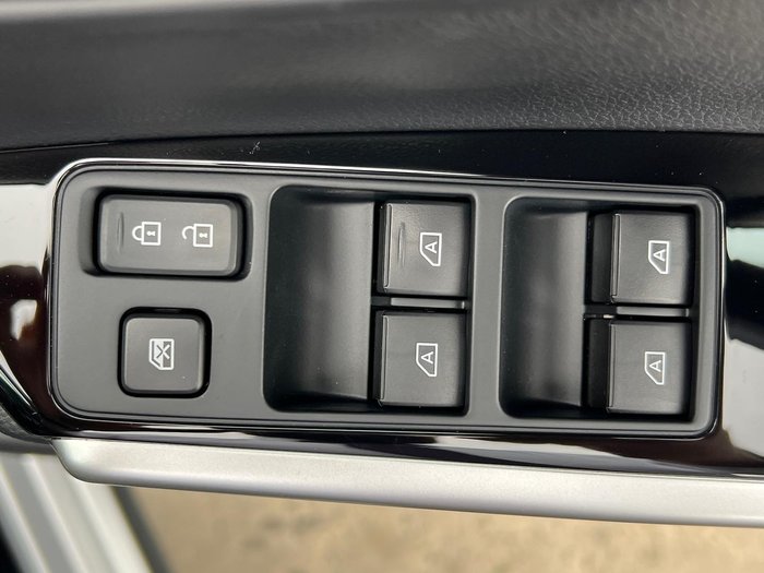 2024 Mitsubishi Pajero Sport Exceed