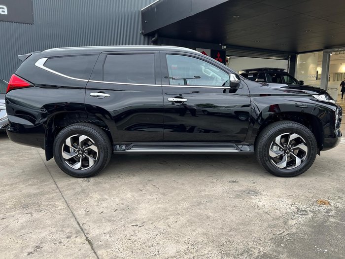 2024 Mitsubishi Pajero Sport Exceed