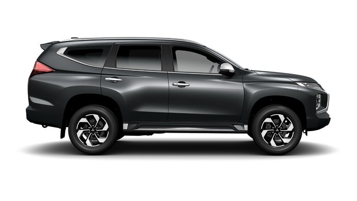 2024 Mitsubishi Pajero Sport GLS