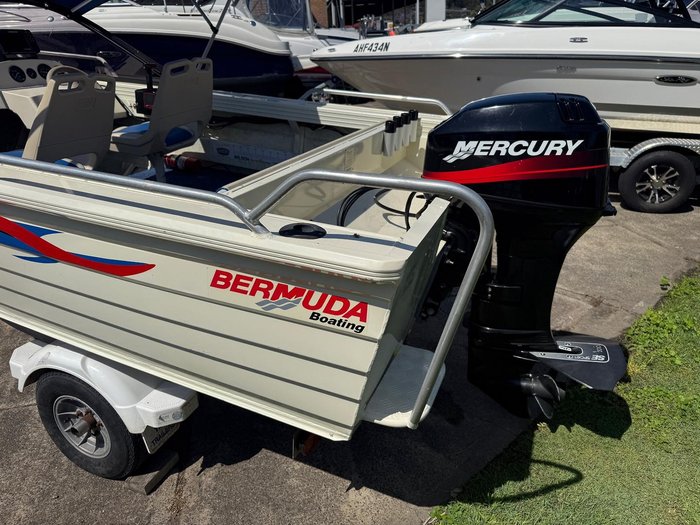 2002 Bermuda 410 NAUTICA RUNABOUT