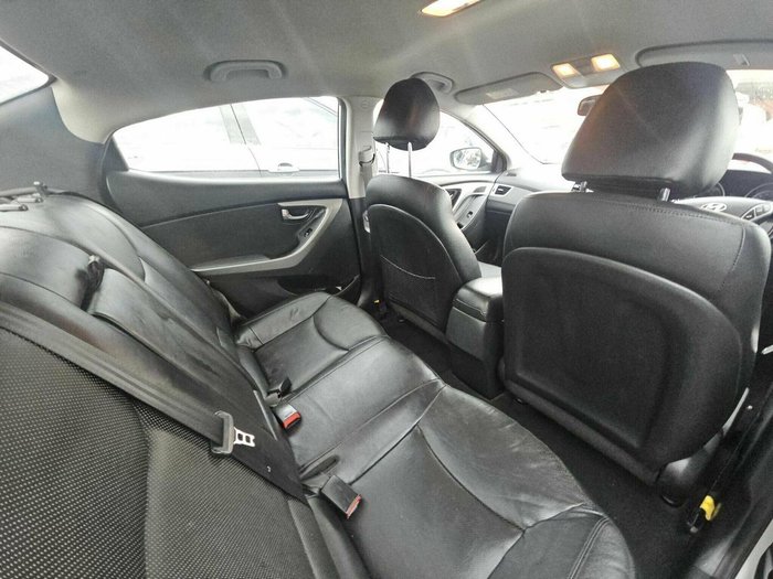 2014 Hyundai Elantra SE MD3 Sleek Silver