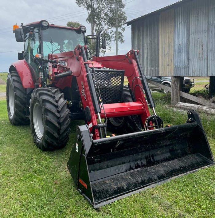 2022 CASE IH Farmall 100M Cab Red