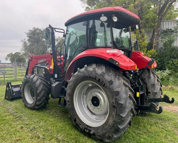 2022 CASE IH Farmall 100M Cab Red