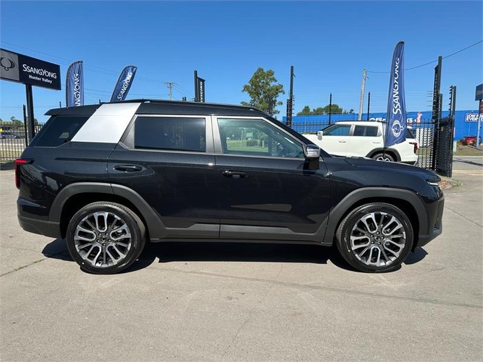 2024 KGM SSANGYONG TORRES ULTIMATE J116 MY25 Space Black