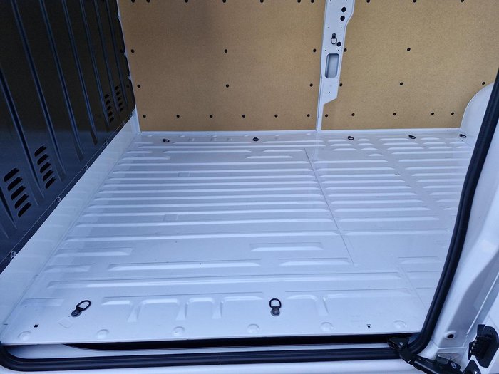 2024 Renault Master Pro 110kW