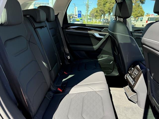 2024 Volkswagen Touareg 210TDI Elegance