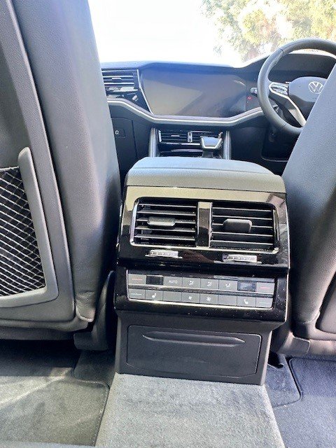2024 Volkswagen Touareg 210TDI Elegance