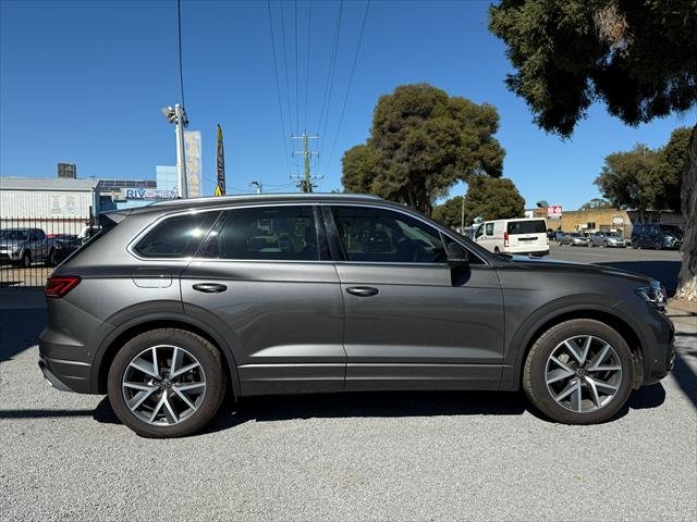 2024 Volkswagen Touareg 210TDI Elegance