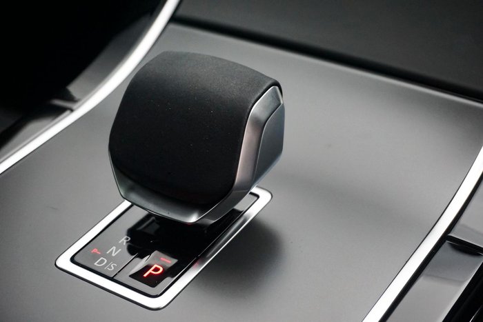 2024 Land Rover Range Rover Velar PHEV P400e Dynamic HSE