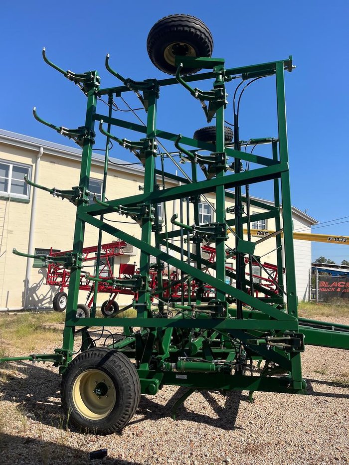 2023 John Shearer Trash Worker