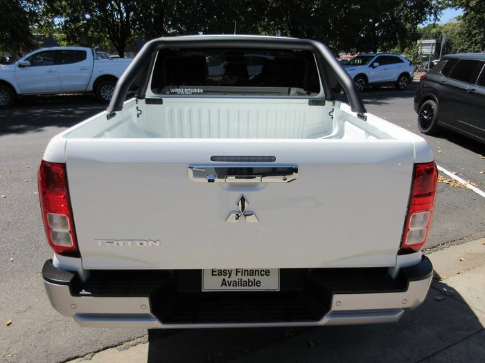 2024 Mitsubishi Triton GLX-R