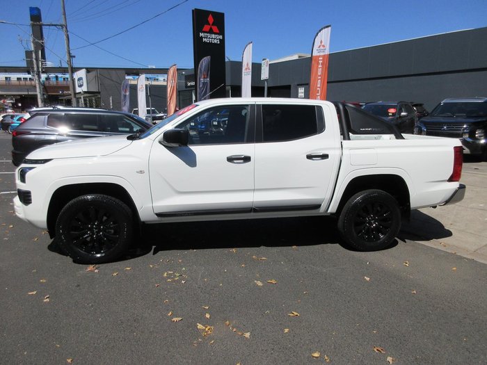 2024 Mitsubishi Triton GLX-R