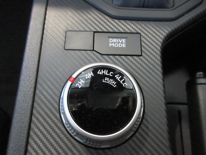 2024 Mitsubishi Triton GLX-R