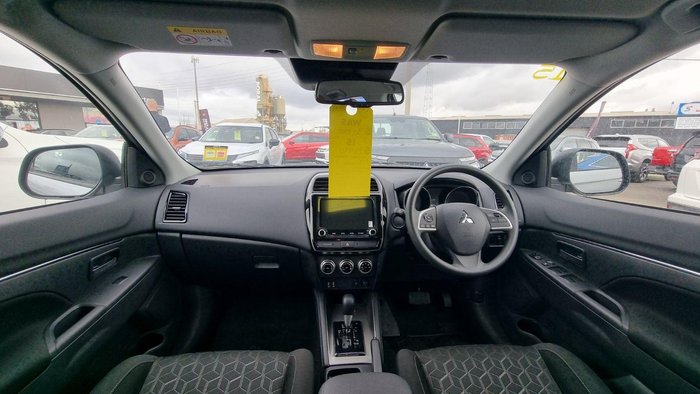 2024 Mitsubishi ASX ES