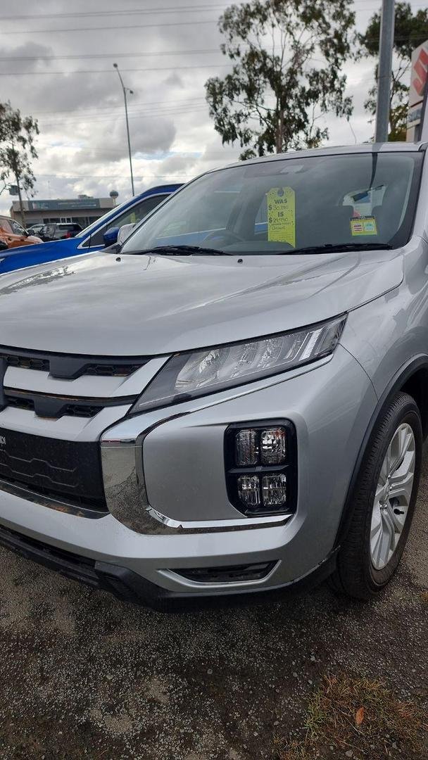 2024 Mitsubishi ASX ES
