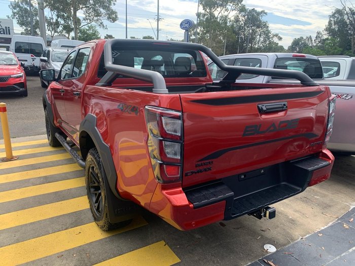 2024 Isuzu D-MAX BLADE