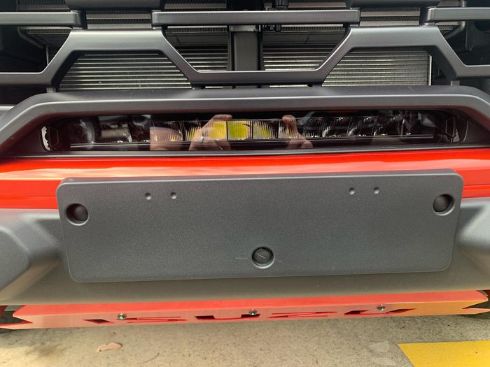 2024 Isuzu D-MAX BLADE