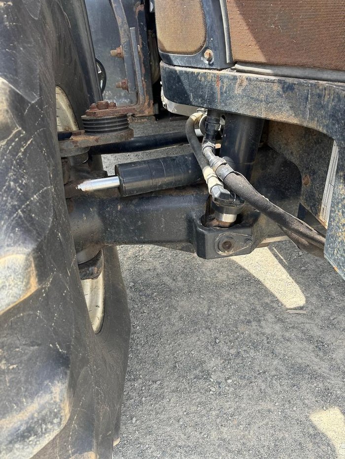 2013 New Holland T8.330