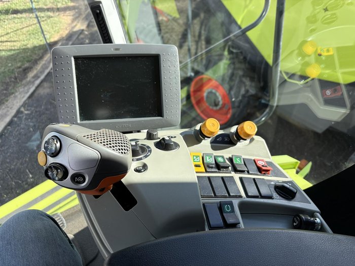 2013 CLAAS 760Tt