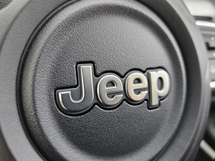 2024 Jeep Avenger Summit