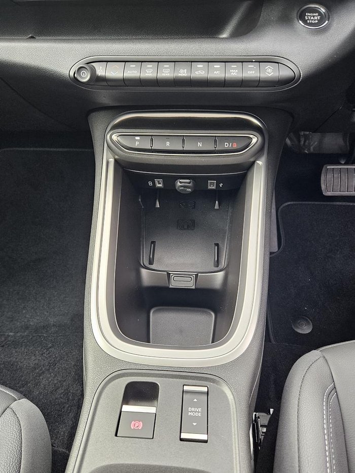 2024 Jeep Avenger Summit