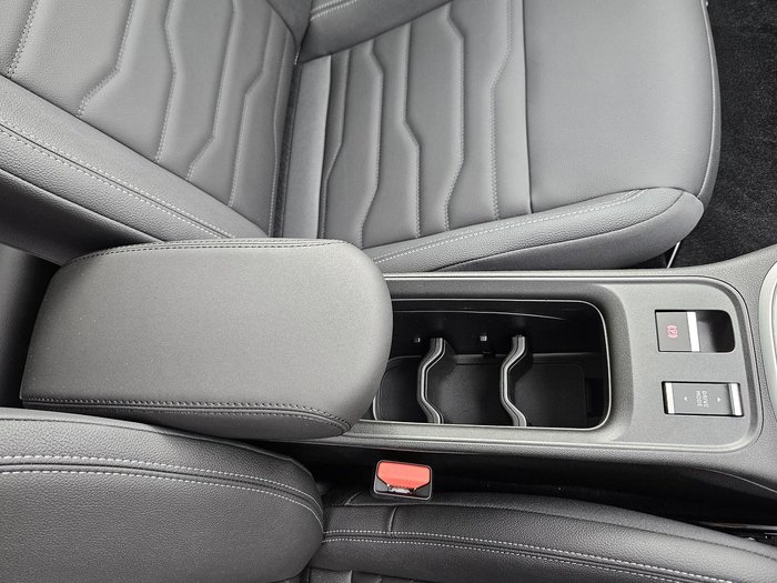 2024 Jeep Avenger Summit