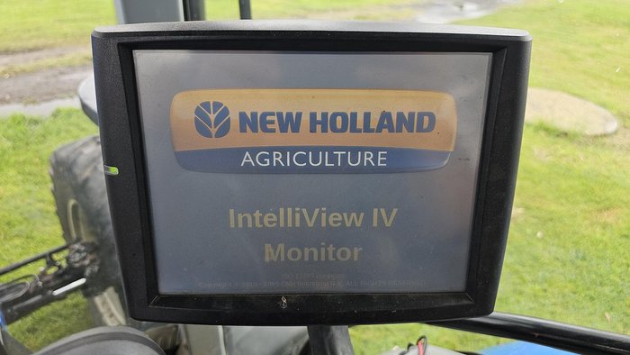 2016 New Holland T7.210 Blue