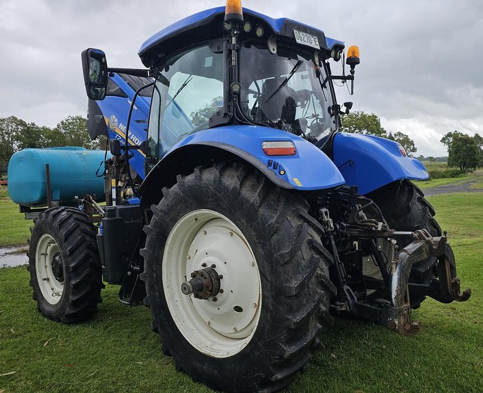 2016 New Holland T7.210 Blue