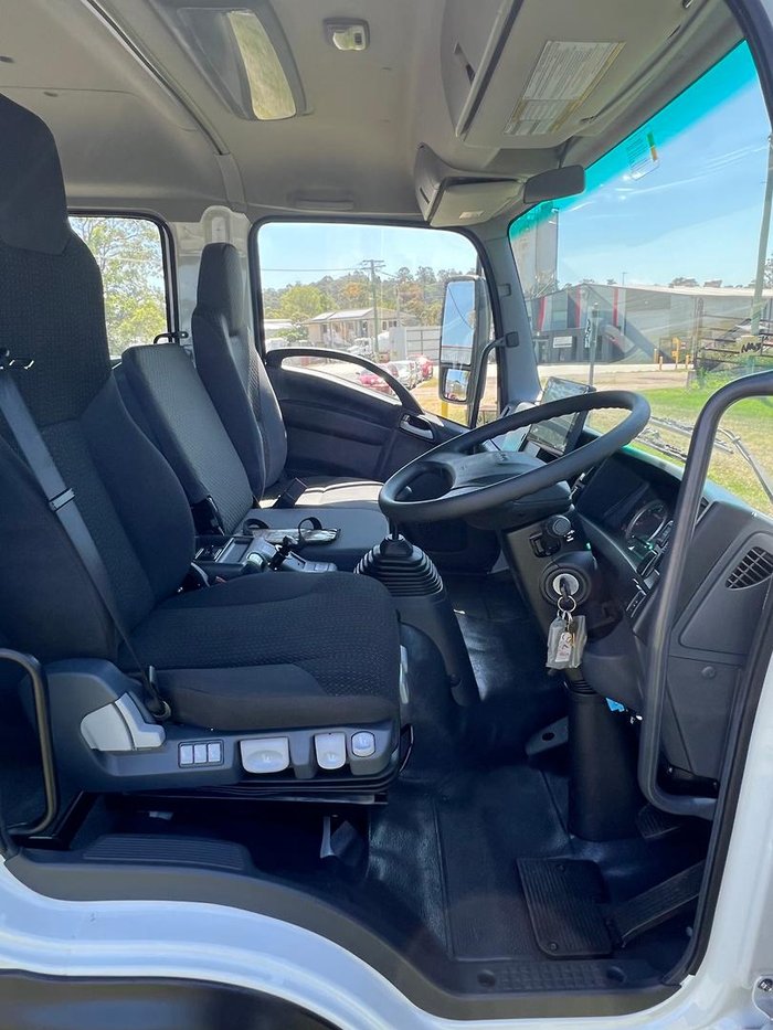 2024 Isuzu F Series FSS110-210 Beige