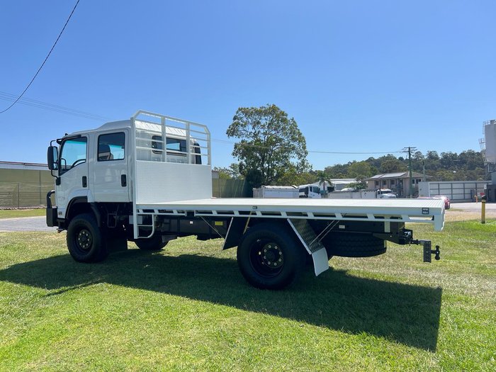 2024 Isuzu F Series FSS110-210 Beige