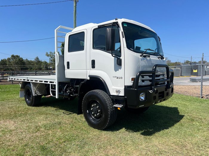 2024 Isuzu F Series FSS110-210 Beige