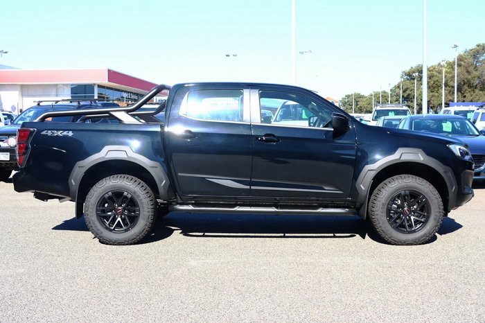 2024 Isuzu D-MAX BLADE