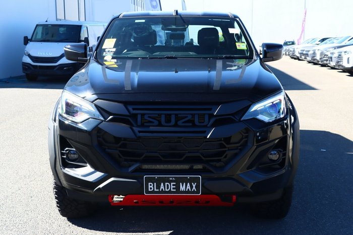 2024 Isuzu D-MAX BLADE