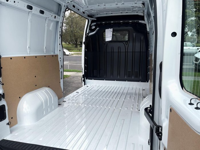 2024 Renault Master Pro 110kW X62 Phase 2 MY24 Mineral White