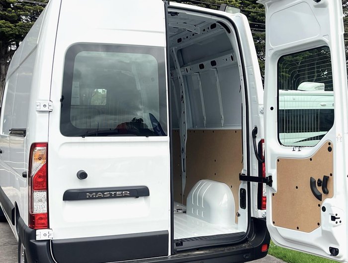 2024 Renault Master Pro 110kW X62 Phase 2 MY24 Mineral White