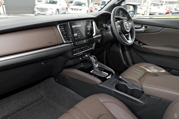 2024 Mazda BT-50 Thunder